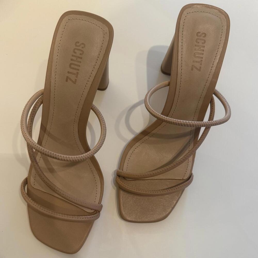 Schutz nude heels - Picture 2 of 7